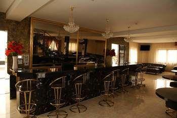 Hotel Kotva Братислава Екстериор снимка
